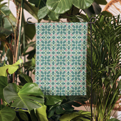 Leaf Souk Garden Flag mockup 1 pattern preview