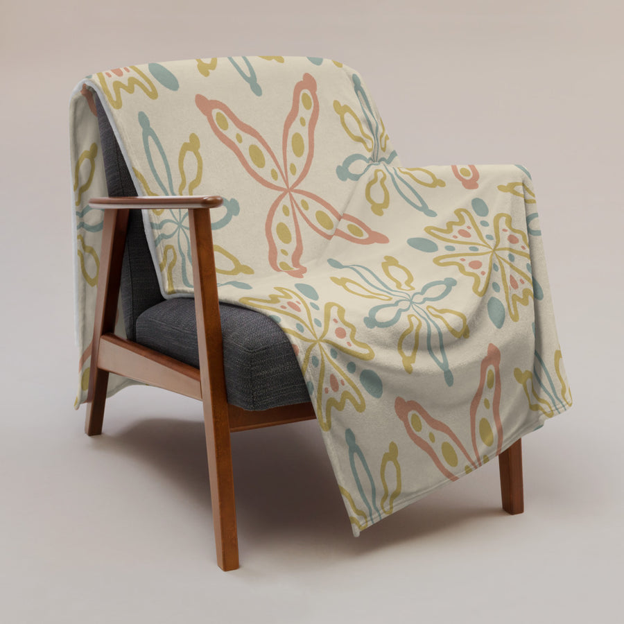 Picnik Clover Fleece Blanket mockup 1