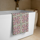 Serpentine Tile