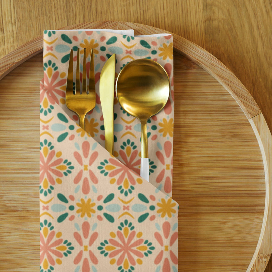 Picnik Scatter Cloth Napkin Set mockup 1