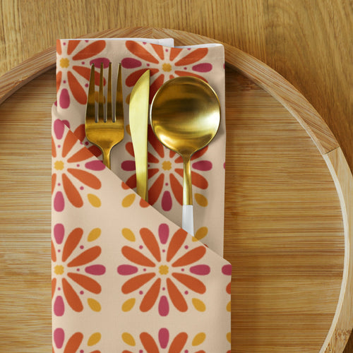 Sunburst Daisy Cloth Napkin Set mockup 1 pattern preview