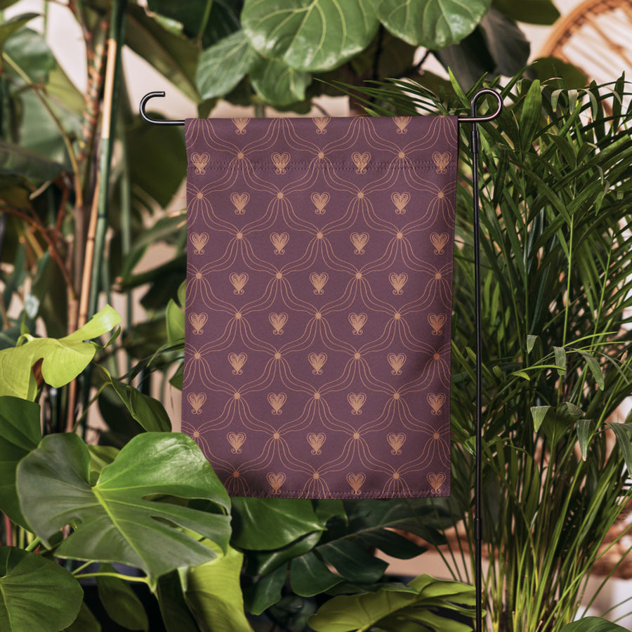 Zinque 1 Garden Flag mockup 1